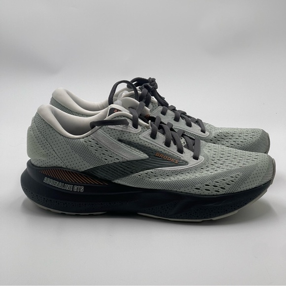 Brooks Women’s Adrenaline GTS 24 Running Shoes in Size US 8 (EU 39 / UK 6) - Picture 4 of 9
